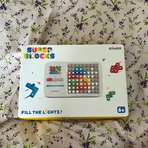 GİİKER Super Blocks.